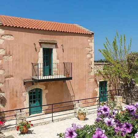 Πανσιόν Arosmari Cottages