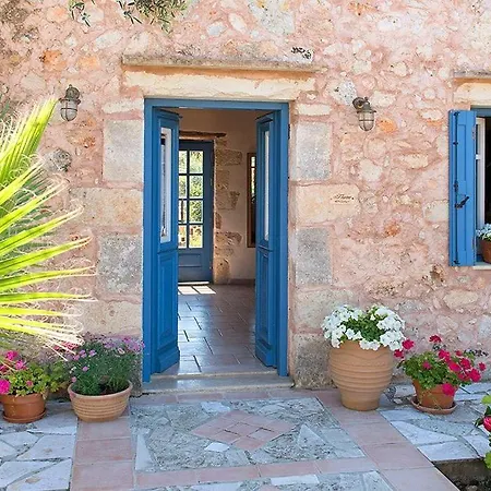 Arosmari Cottages *